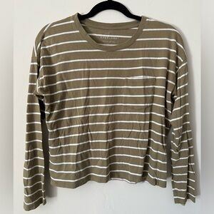 Box Cut Everlane long sleeve tshirt
